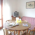 Luminous Flat With Balcony-beahost