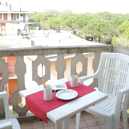 Daire Luminous Flat With Balcony-beahost Bibione