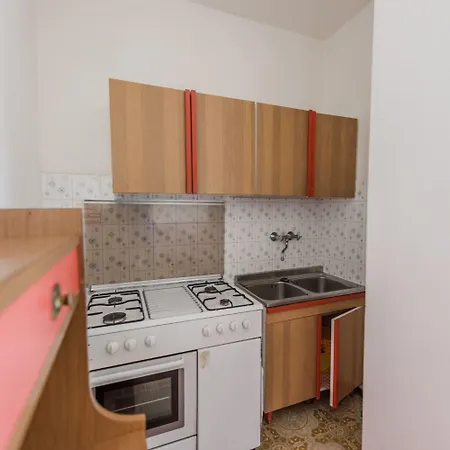 Luminous Flat With Balcony-beahost Bibione