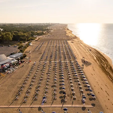 Daire Luminous Flat With Balcony-beahost Bibione