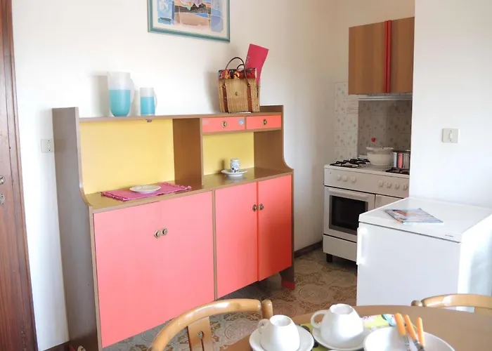 Luminous Flat With Balcony-beahost * Μπιμπιόνε